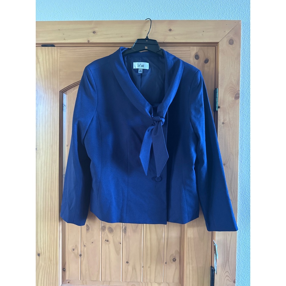 Le Suit Bright Navy Tie-Neck Blazer and Skirt Set 2PC Size 18 NWT 50041055-7DM